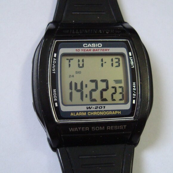 VINTAGE CASIO  W-201 ,RUN  GREAT - Picture 2 of 6